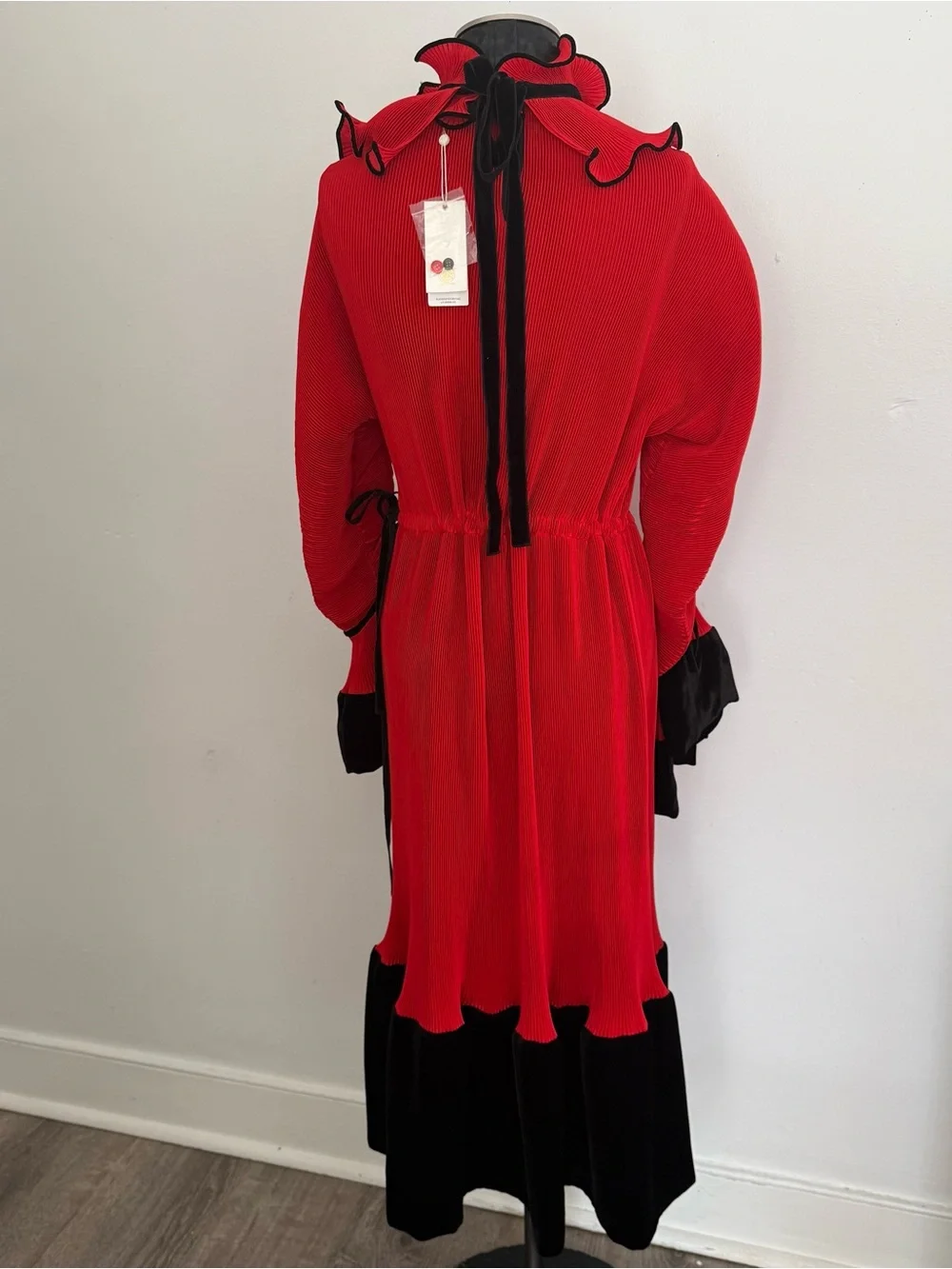 Tory Burch Pleated Ruffle Dress Runway Red 2 Convertible